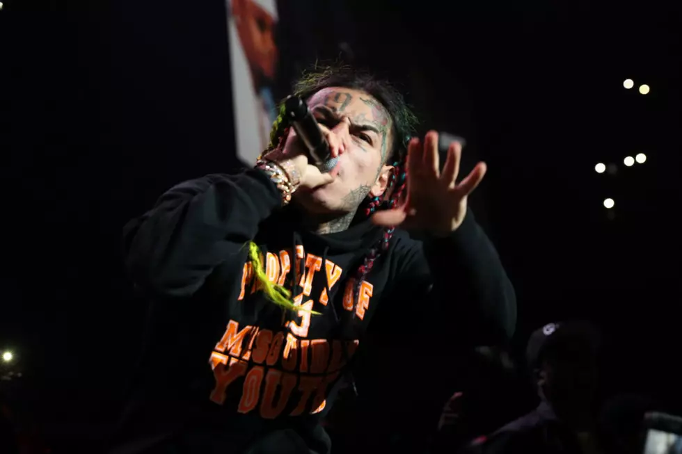 6ix9ine Clowns Blueface for Upcoming Boxing Match, Says He Would &#8216;Violate&#8217; Lil Durk in Fight