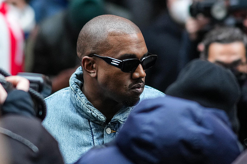 Kanye West Appears to Send Warning to the Kardashians 