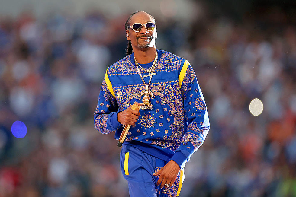 Snoop Dogg Set Up In FAKE Anti-Cop Song Scheme