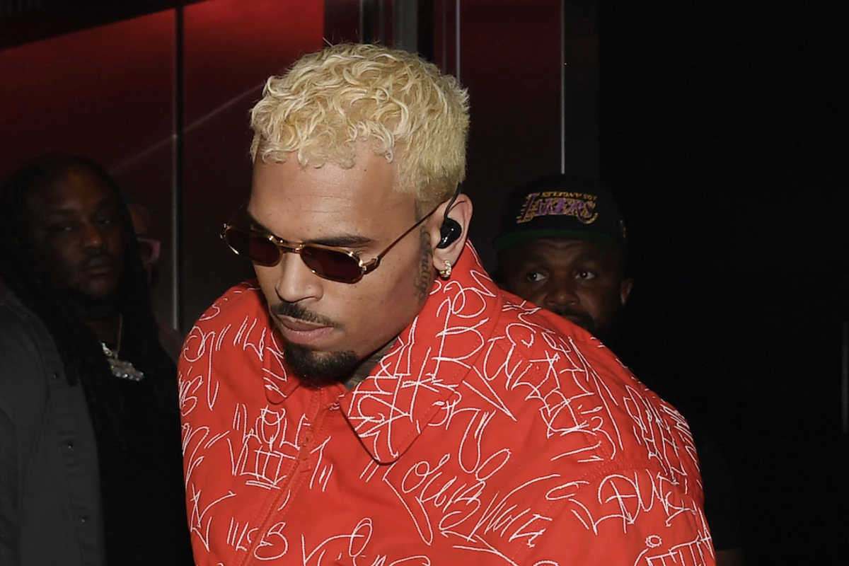 Chris Brown Upset About Lack of Support for His New Album Breezy #ChrisBrown