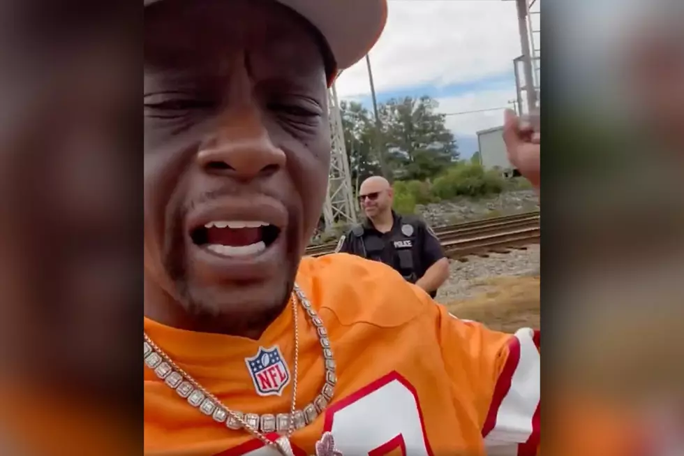 Boosie BadAzz Gets Pulled Over by Police, Starts Performing &#8216;Set It Off&#8217; and &#8216;Fuck The Police&#8217; &#8211; Watch