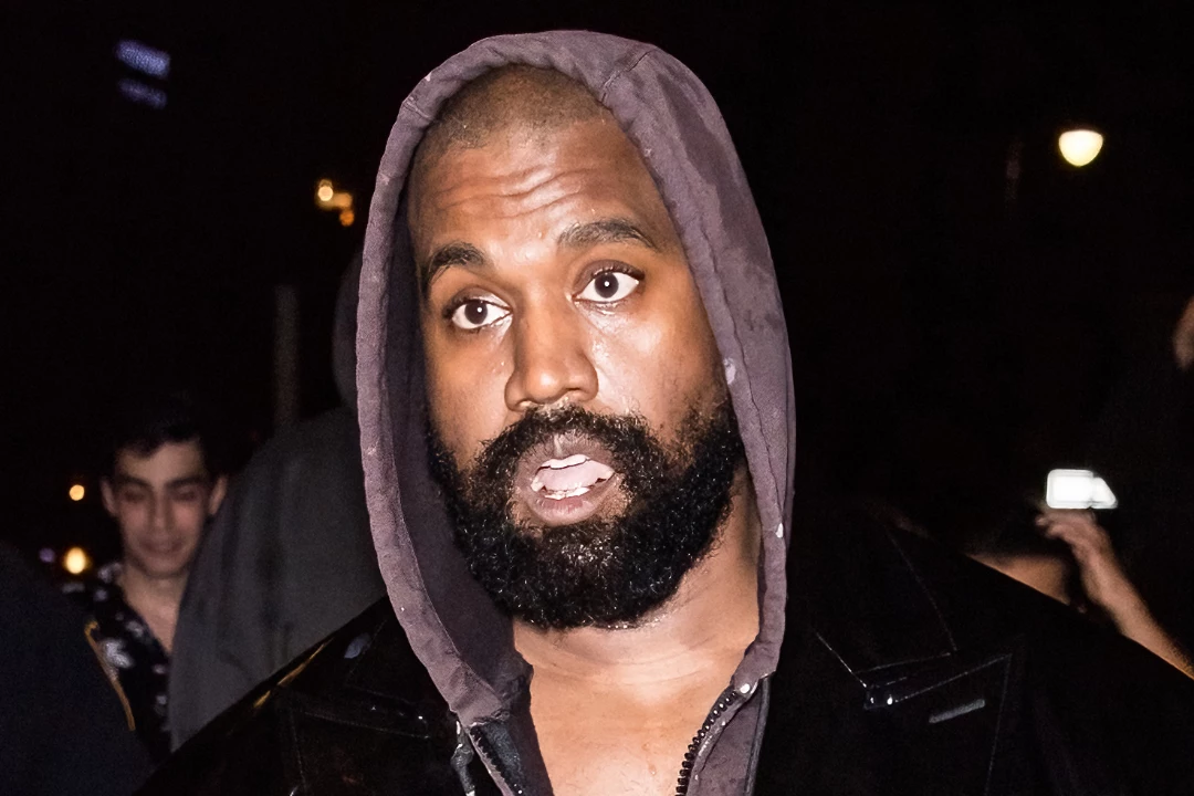 Kanye West Defends White Lives Matter Shirt photo photo