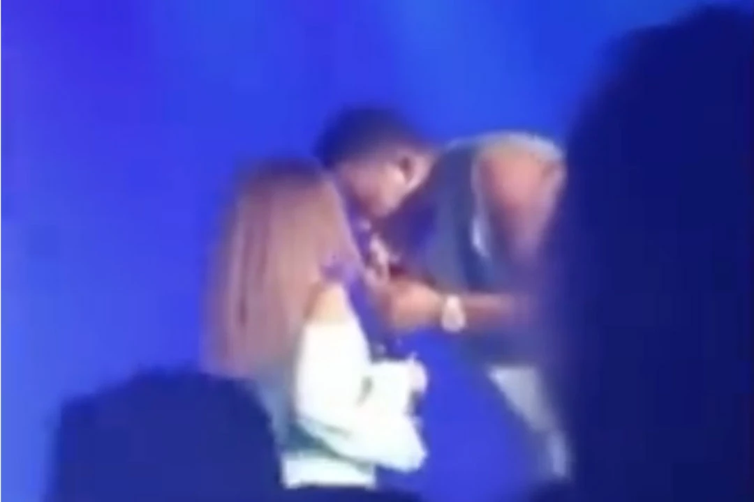 nelly and ashanti kissing