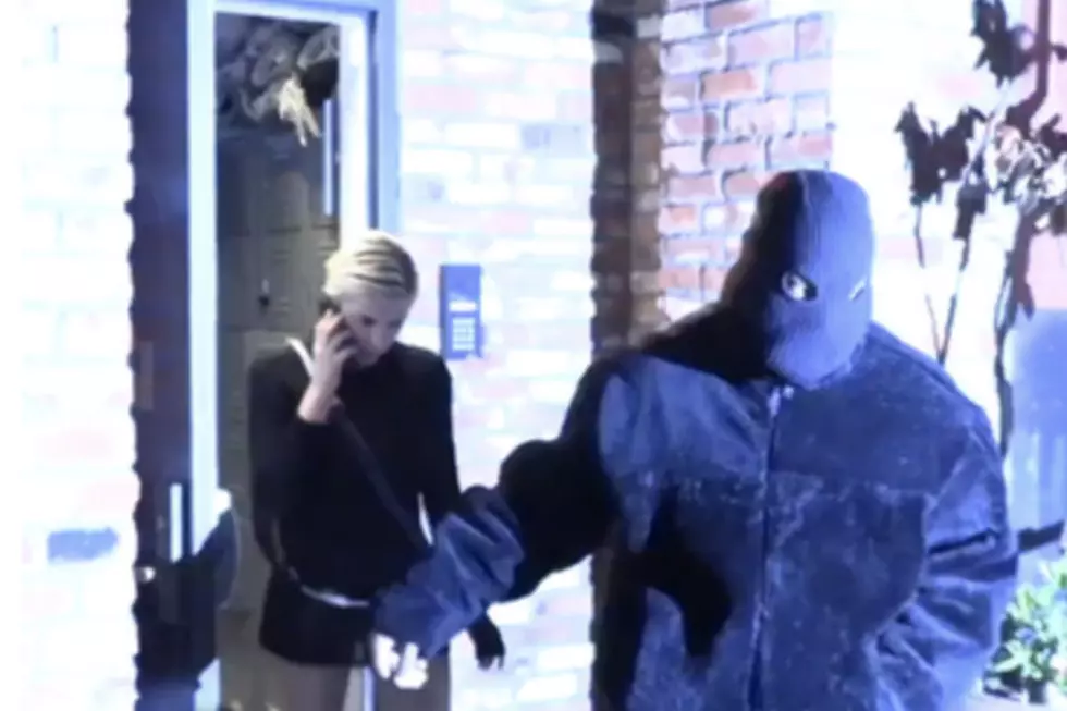 Ye Avoids Paps With Ski Mask