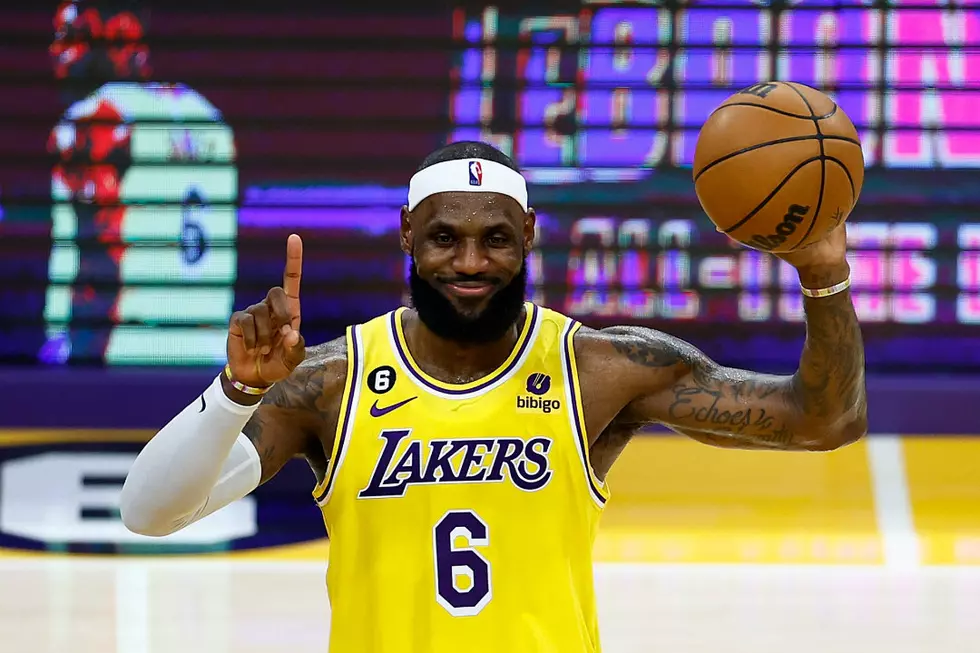 Bron Breaks Scoring Record