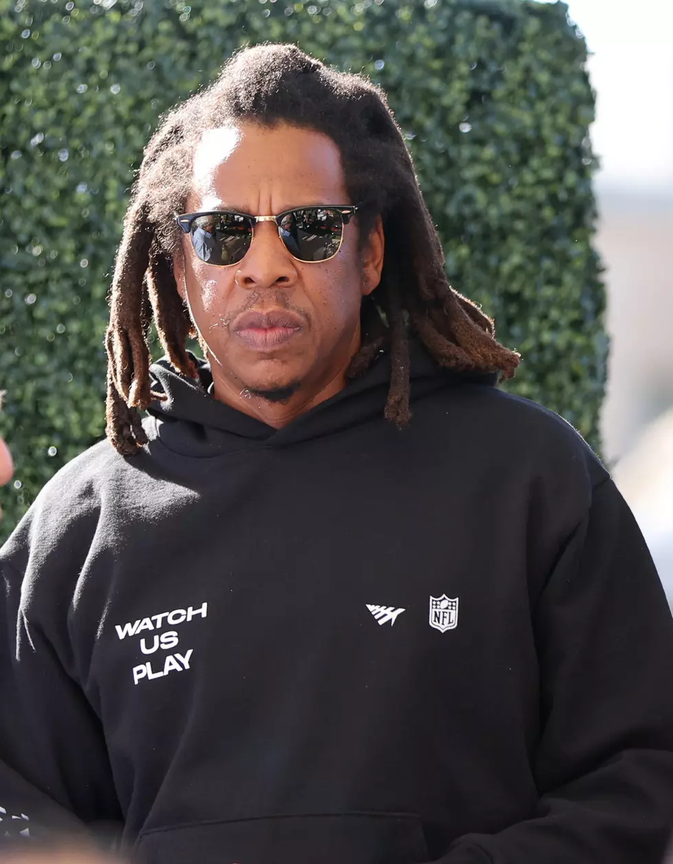 Robert Kraft and Jay-Z attend Michael Rubins 2023 Fanatics Super Bowl Party at the Arizona Biltmore on February 11, 2023 in Phoenix, Arizona.