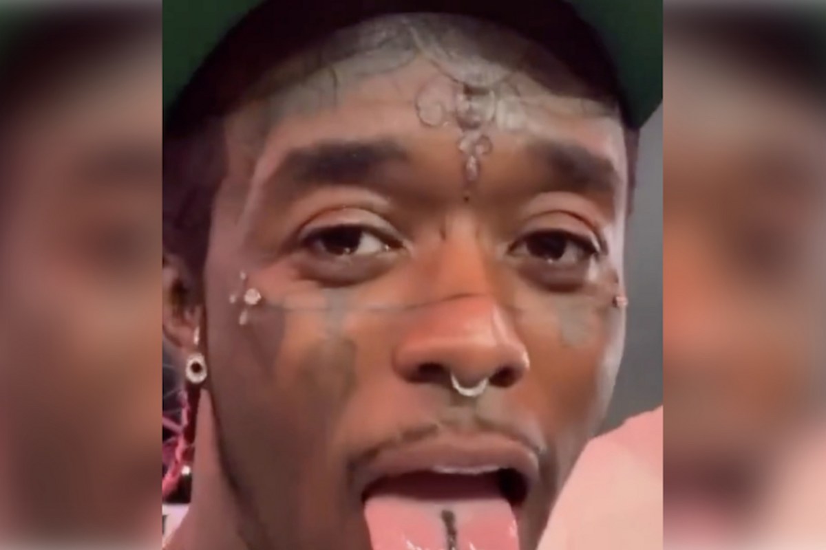 Lil Uzi Vert Shows Off New Tattoo on His Tongue - Watch