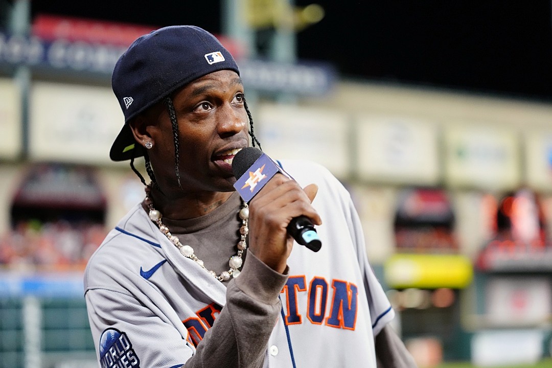 Travis Scott practices with Astros at Minute Maid Park