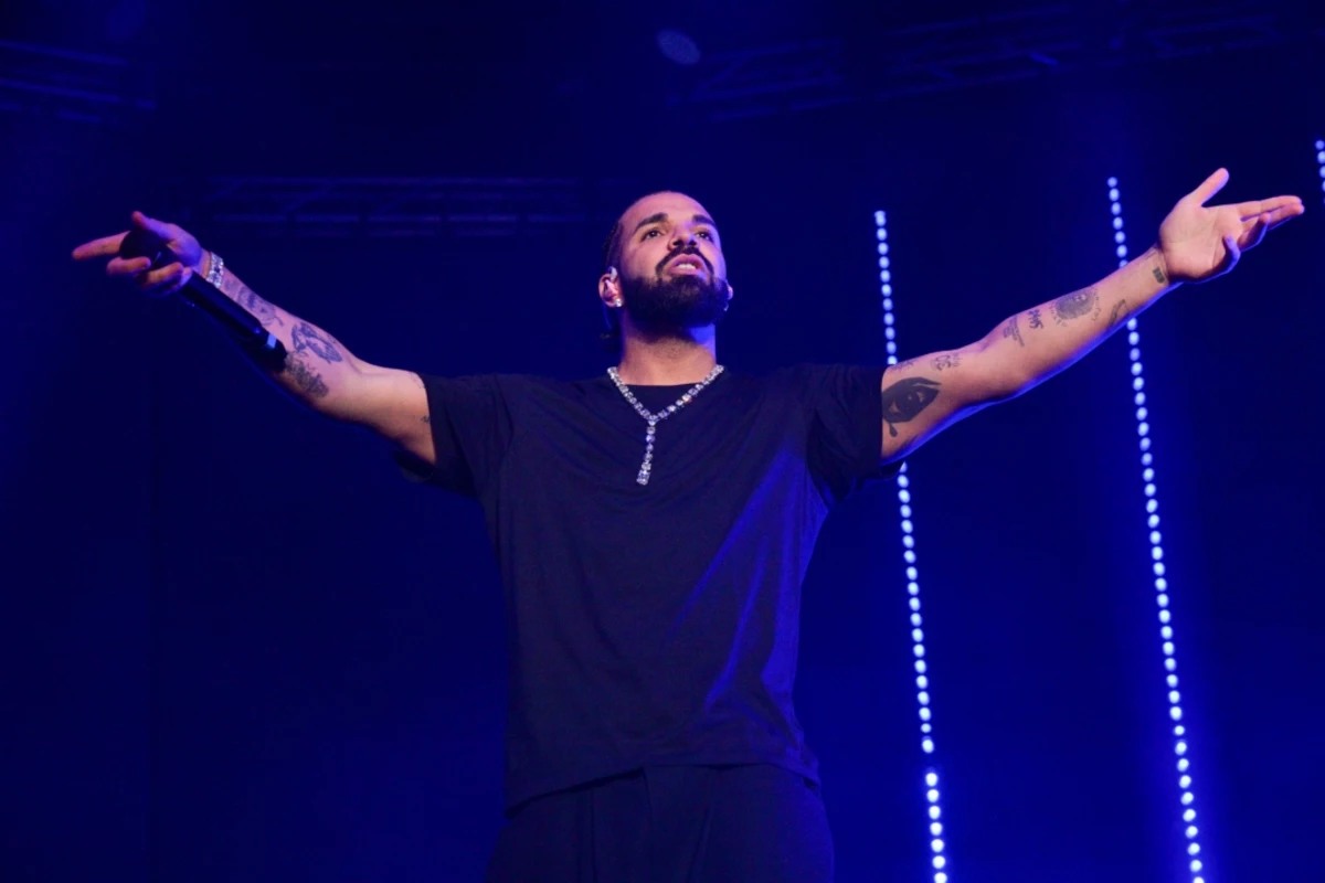 A History of Drake Tours Tickets Sold, Money Earned XXL