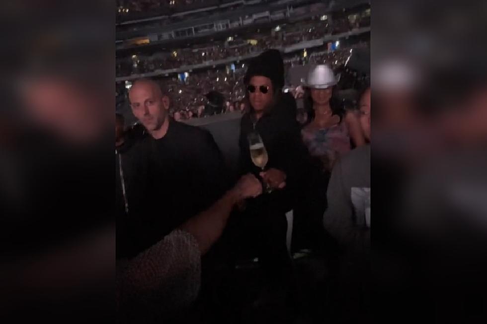 Jay-Z Hands Free Drink to Eager Fan Who Asked for Fist Bump &#8211; Watch