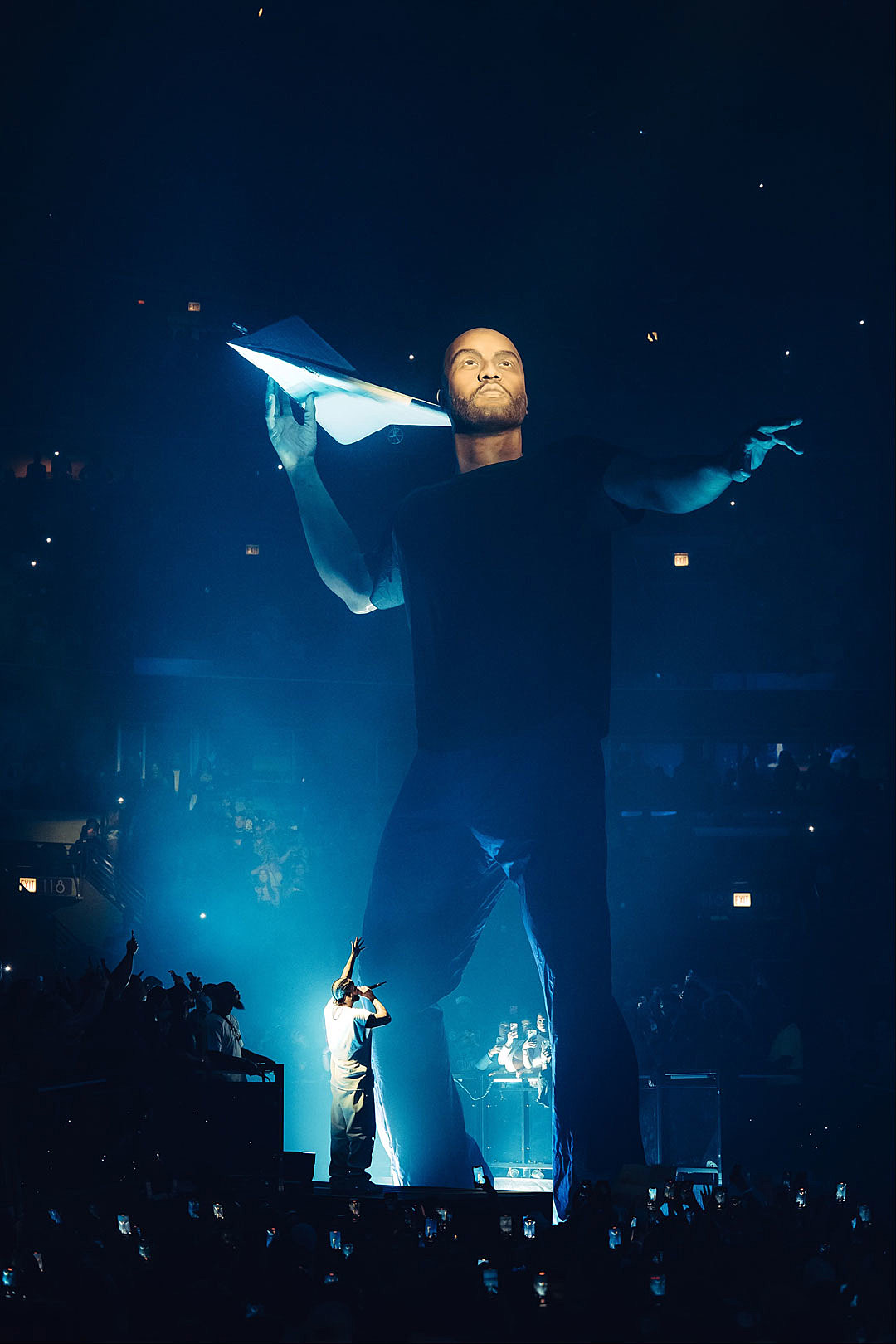 Drake Performs wearing a Louis Vuitton by Virgil Abloh Vest, and