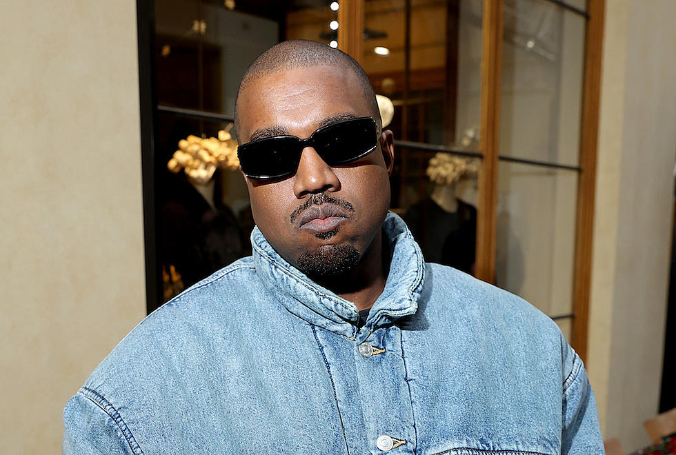 Kanye West Apologizes to Jewish Community With Post Written in Hebrew