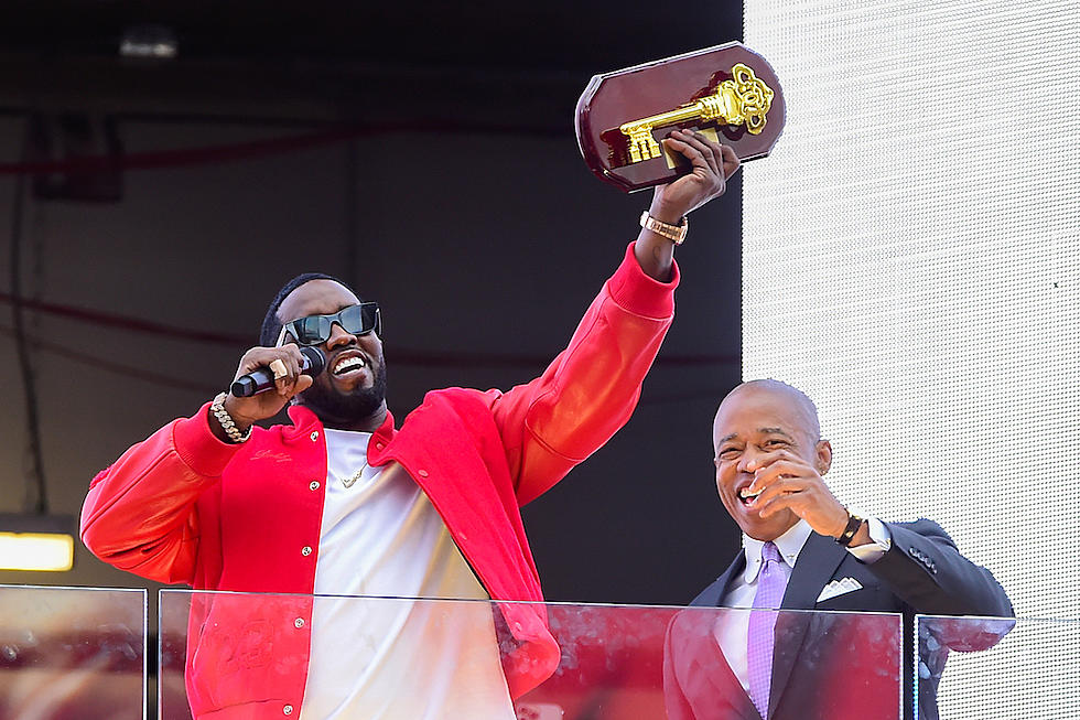 Diddy Receives Key to NYC