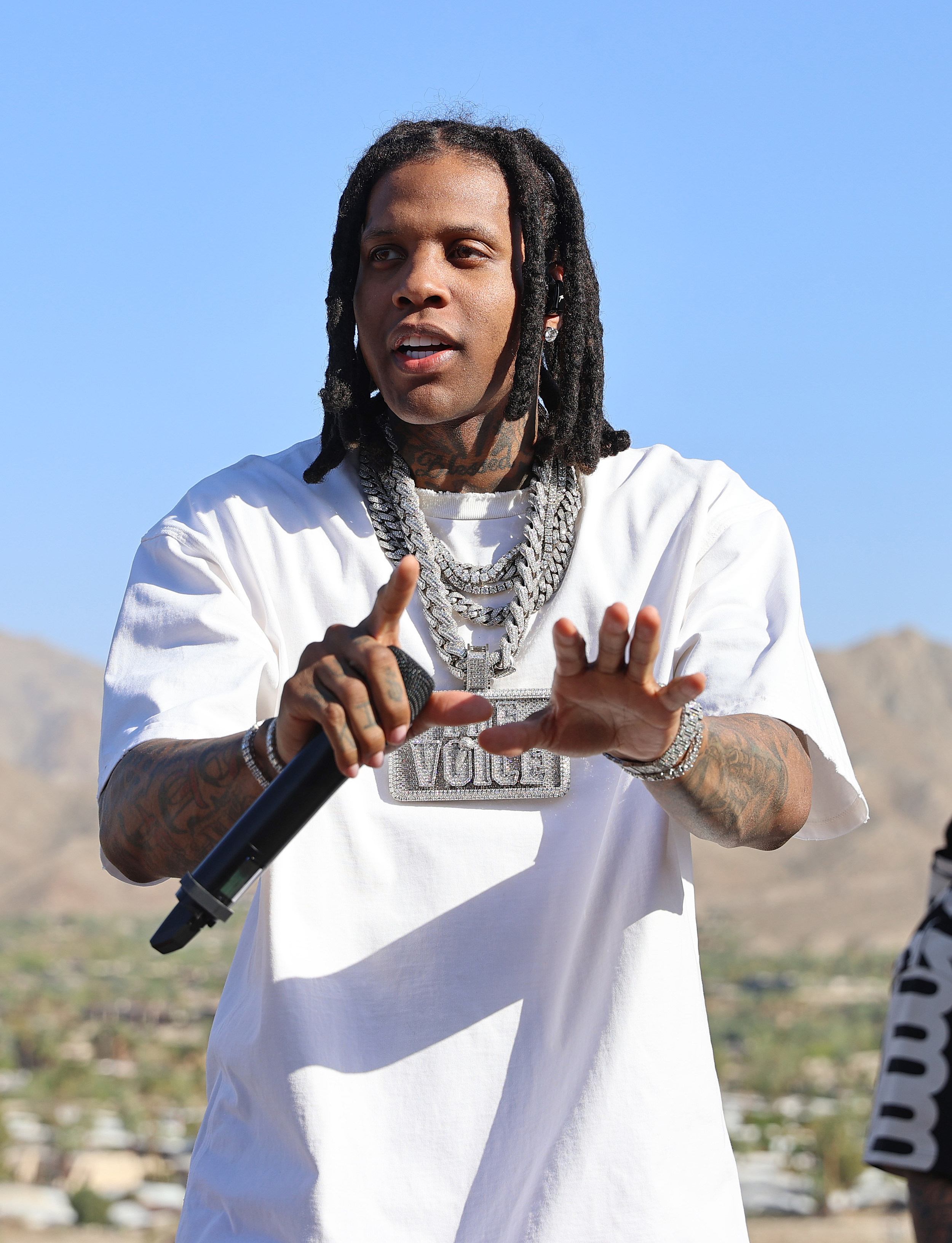SteveWillDoIt Apologizes to Lil Durk Lookalike Perkioo for 6ix9ine  Incident, Gives Him Cash and Cartier Bracelets
