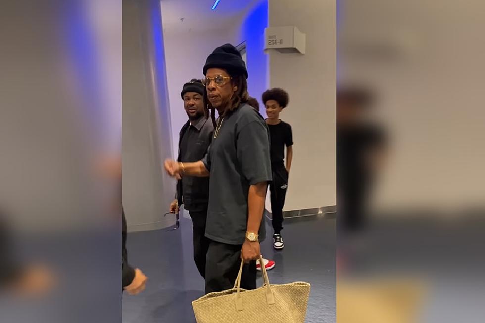 Jay-Z Reacts to Fan Saying He Would Take $500,000 Over a Dinner With Hov