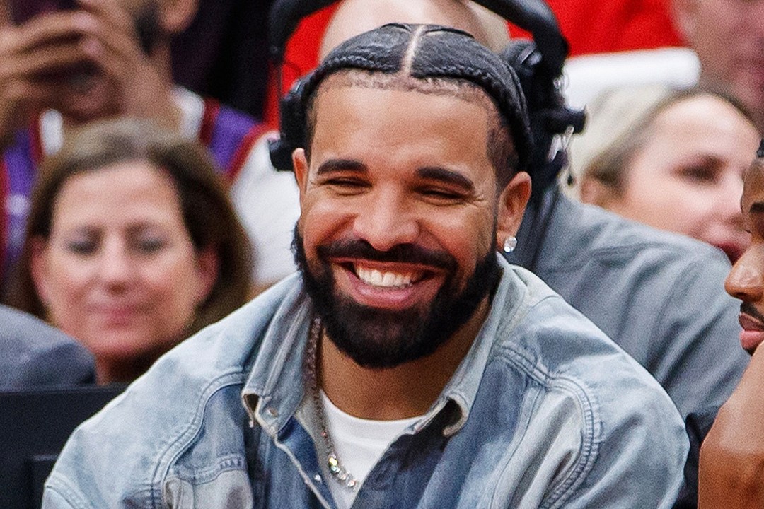 Drake Unveils For All the Dogs Album Tracklist | 97.7 The Beat of The ...