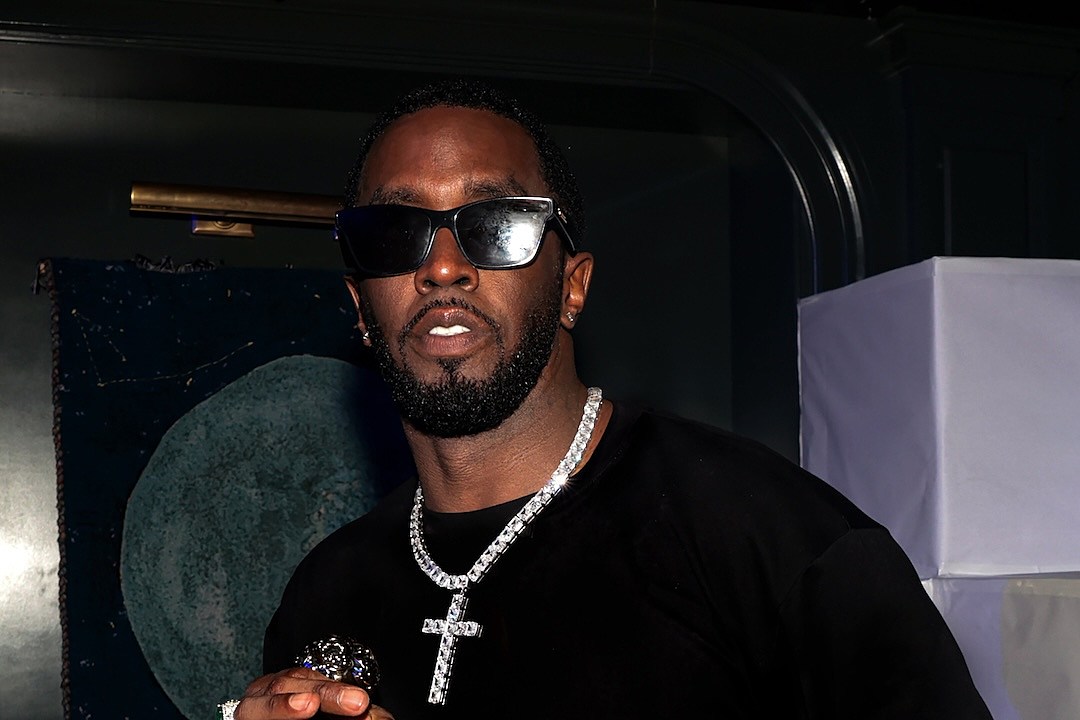 Puff Daddy Changes Name to P. Diddy - Today in Hip-Hop - XXL