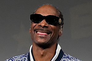 Snoop Dogg Dupes Everyone With Statement About Giving Up Smoke,...