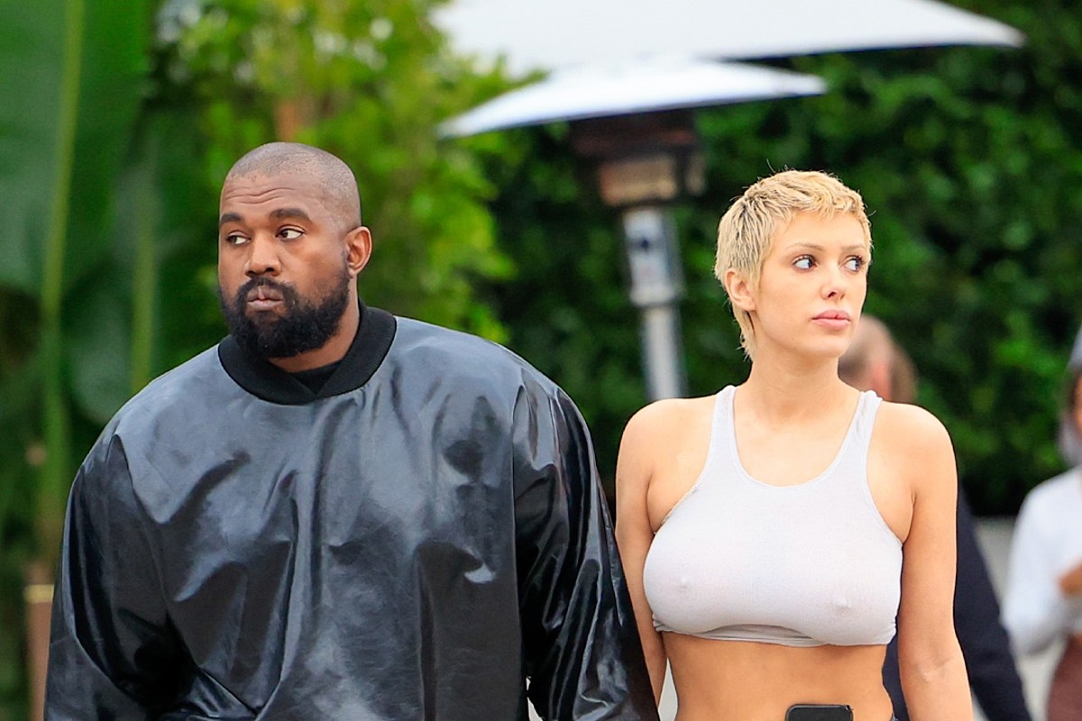 Kanye West Shares Some NSFW Photos of His Wife #KanyeWest