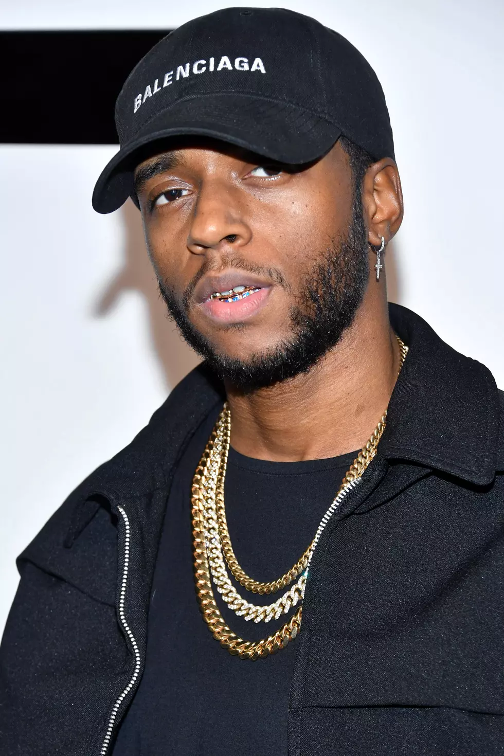 6lack asiste a los premios GQ Hombres del año 2019 en The West Hollywood Edition el 5 de diciembre de 2019 en West Hollywood, California.