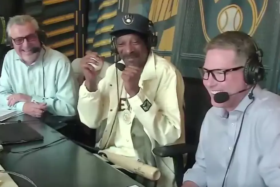 Snoop Dogg Provides Hilarious Commentary for Baseball Game