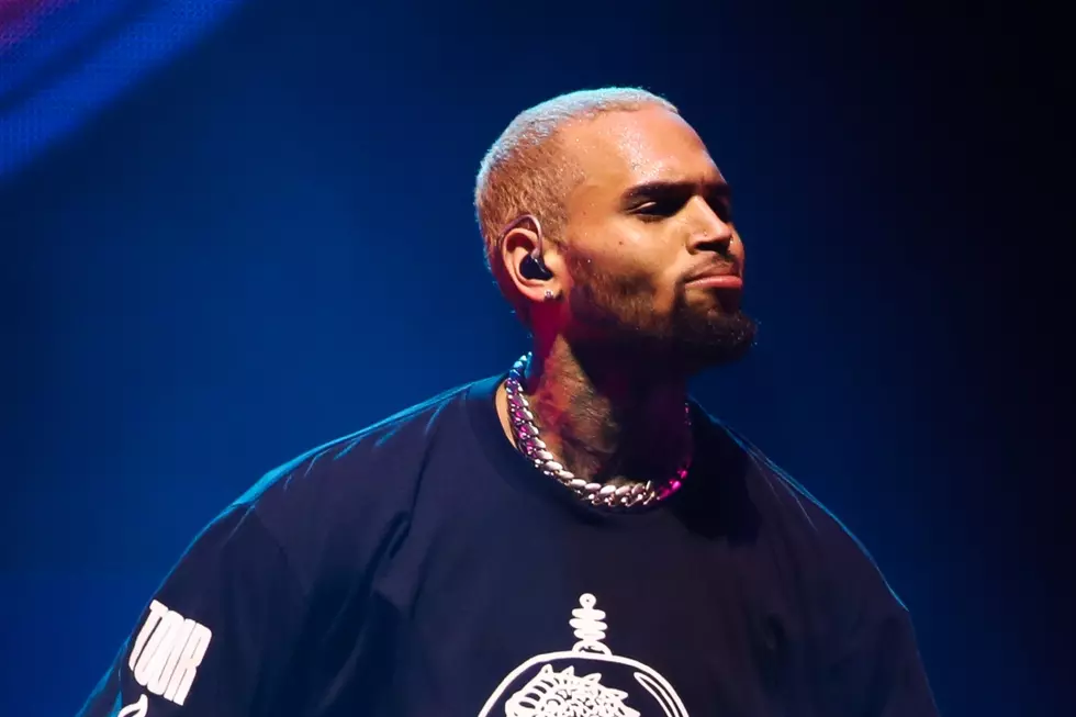 Chris Brown Meet-and-Greet Photos Go Viral Again for High Price