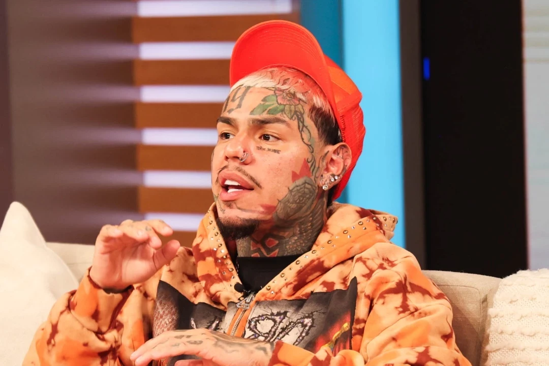6ix9ine Attacks Man at Mall, Put on House Arrest - Report