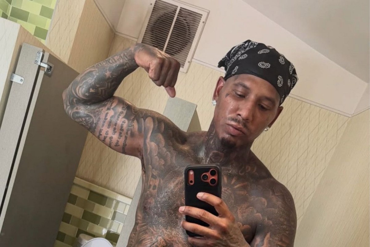Moneybagg Yo Flexes Fitness Transformation in New Workout Photos Moneybagg Yo Flexes Fitness Transformation in New Workout Photos