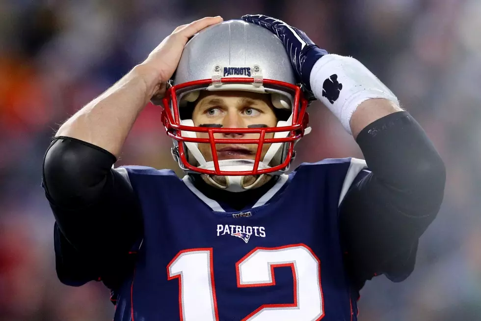 Hilarious Craigslist Ad Asks for a Thumb to be Donated to Tom Brady