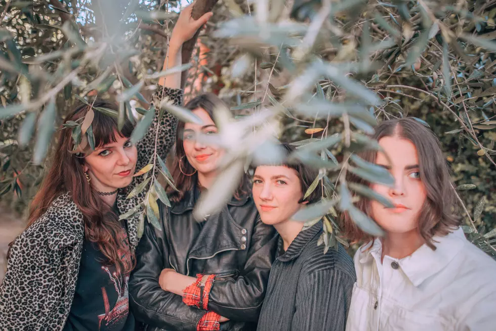 video premiere: Body Type – Dry Grass