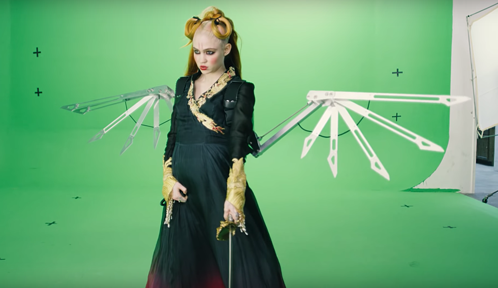 video: Grimes – You’ll Miss Me When I’m Not Around