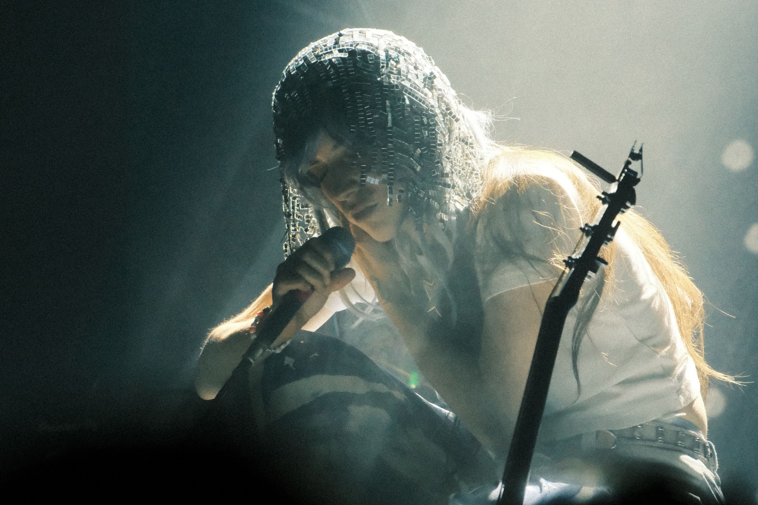 photos: Oklou – live in Los Angeles