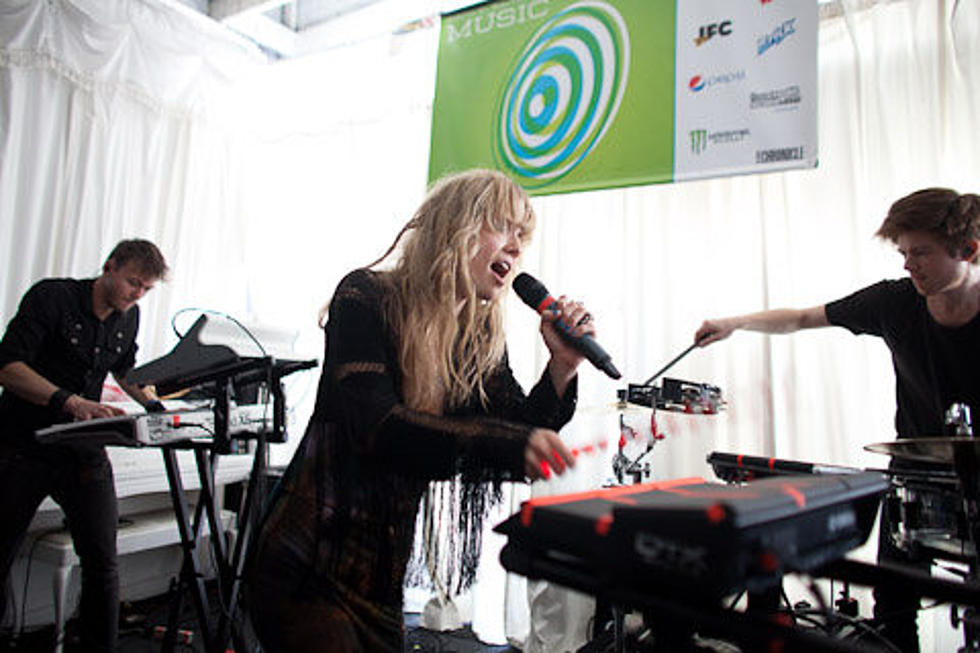Oh Land in residency @ Charles Bank Gallery (art &#038; music), playing Best Buy &#038; other places, played SXSW (pics)