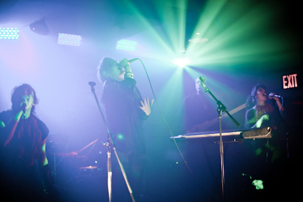 Austra played 2 NY shows (pics, video), streaming new songs