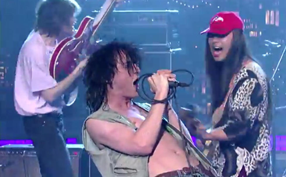 Fat White Family played Mercury Lounge &#038; performed &#8220;Is It Raining in Your Mouth?&#8221; on &#8216;Letterman&#8217; (watch)