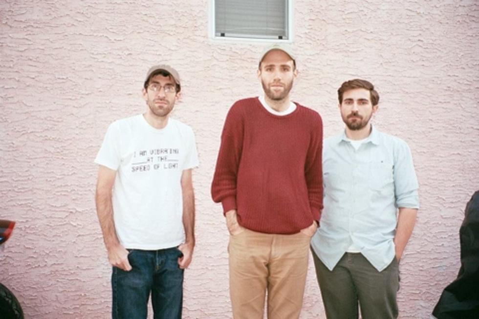 Hurry release &#8216;Everything/Nothing&#8217; on cassette, made a video