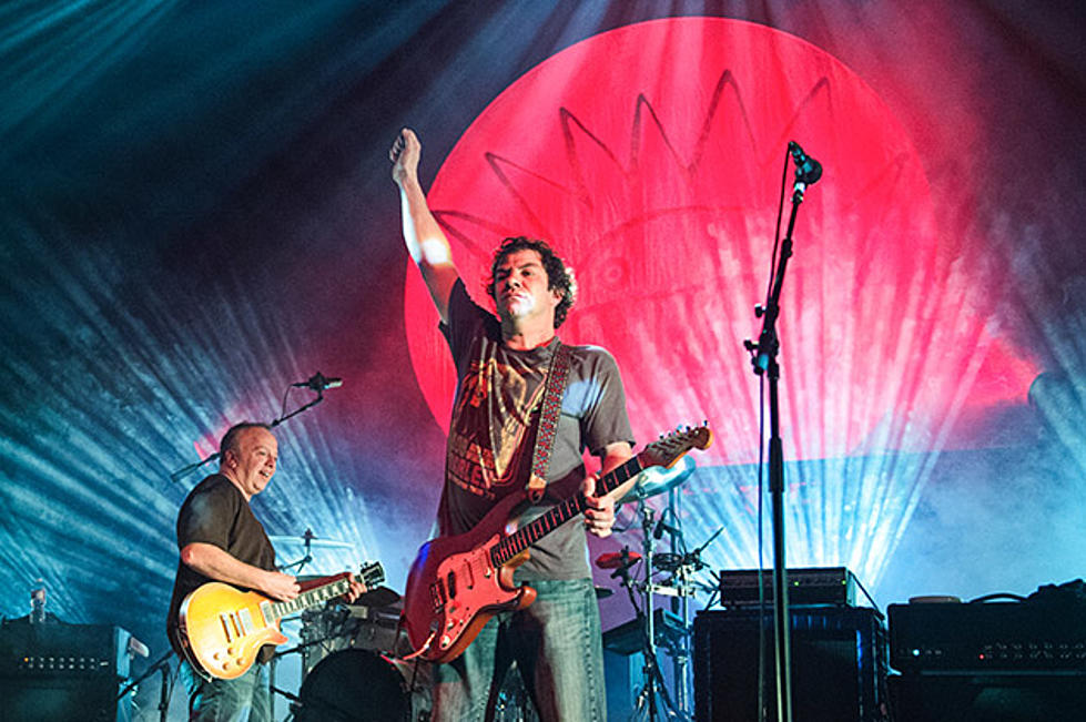 Ween played their first comeback show at 1st Bank Center in Colorado (pics / setlist)