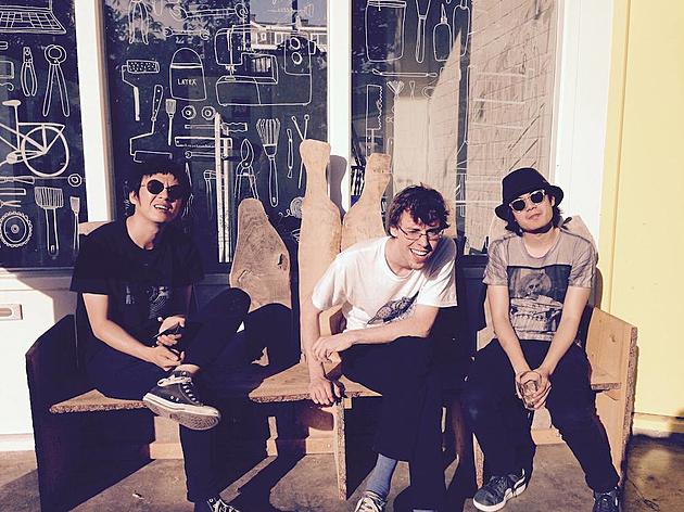 China&#8217;s Carsick Cars touring with Kid Millions, Chui Wan and Alpine Decline (dates, streams)