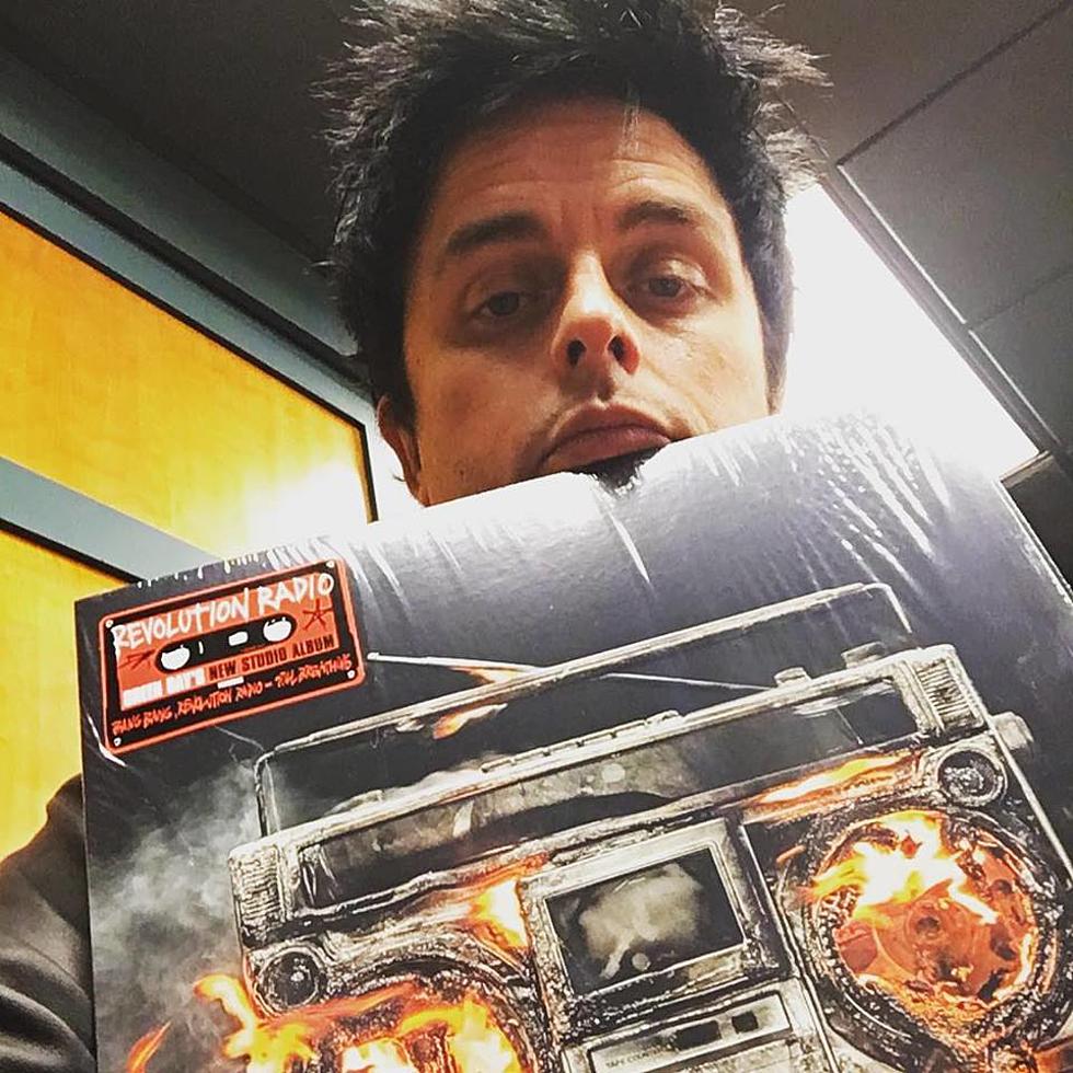 Green Day release new album & video, played Fallon ++ crazy lines outside  Rough Trade NYC
