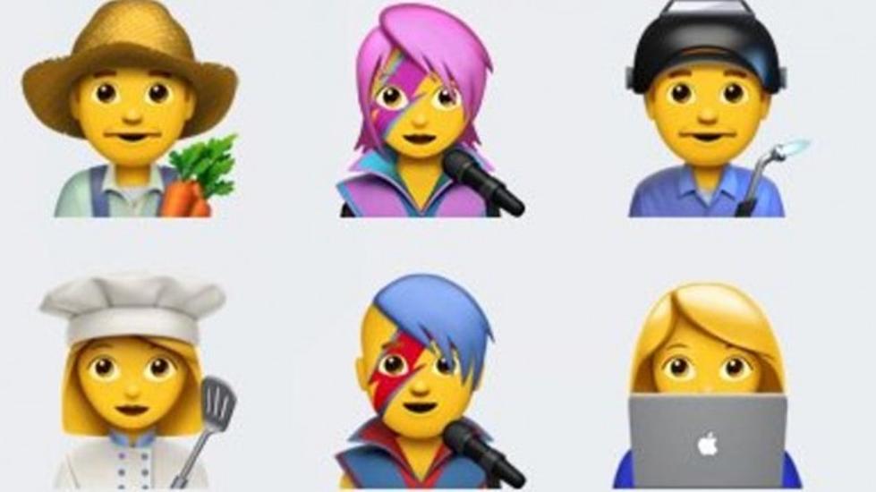 the new iPhone update has David Bowie emojis; Phish covered &#8216;Ziggy Stardust&#8217; LP in full on Halloween