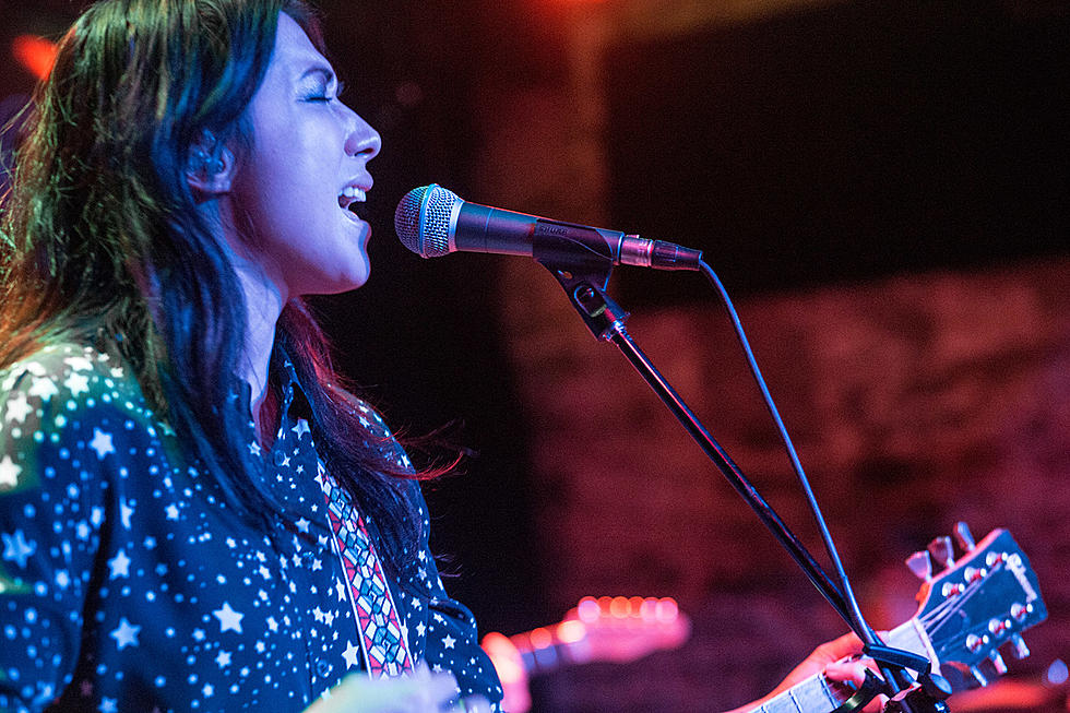 Michelle Branch shares &#8216;Hopeless Romantic&#8217; title track