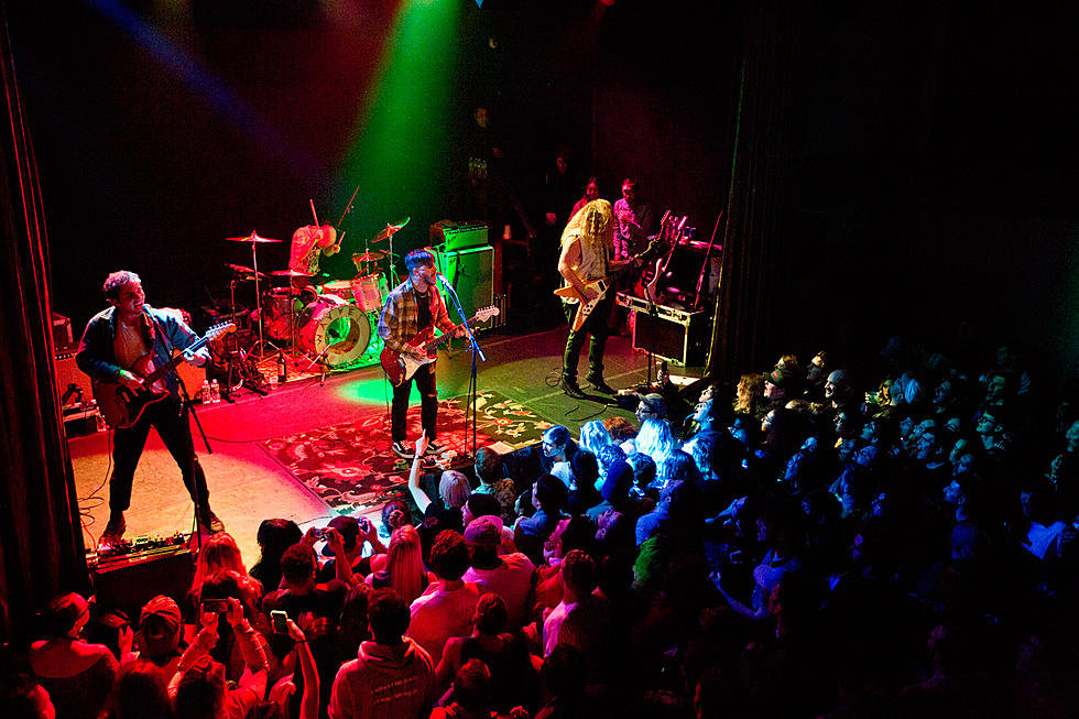 Wavves played Bowery Ballroom; singer Nathan Williams did a flip off the balcony (video, pics)
