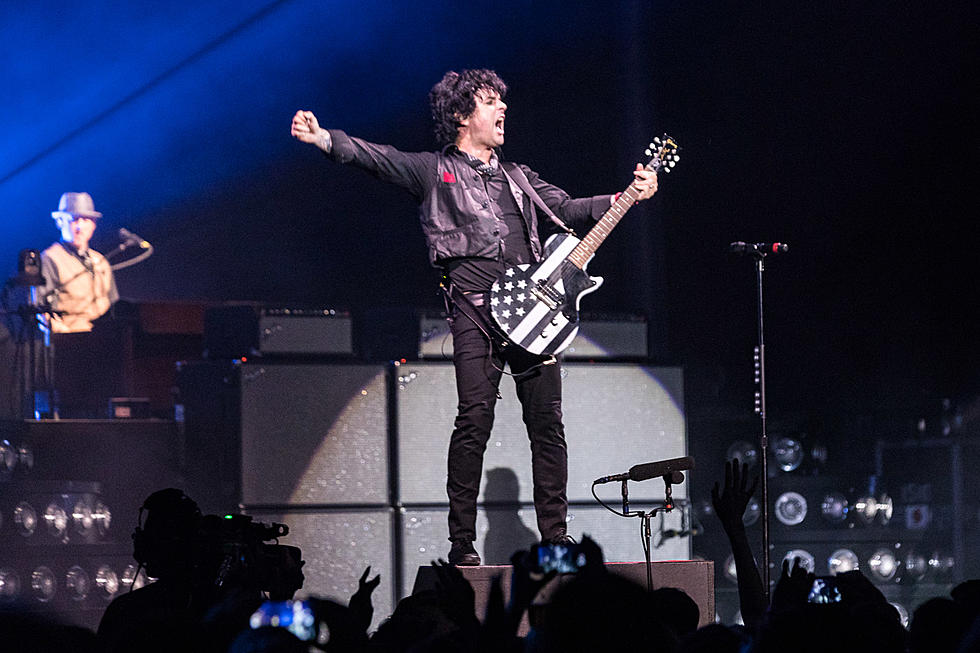 Billie Joe Armstrong pays tribute to Adam Schlesinger with &#8220;That Thing You Do!&#8221; cover
