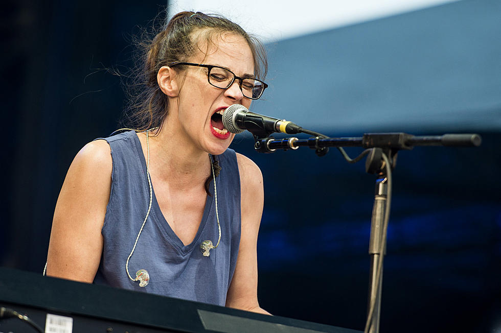 5 amazing Fiona Apple live videos from all over her career