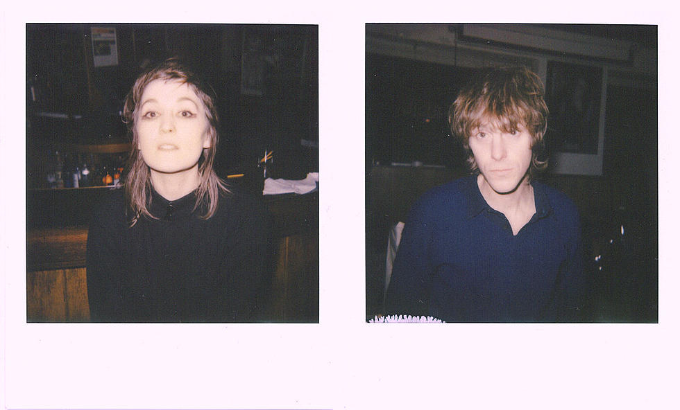 DRINKS (Cate Le Bon &#038; Tim Presley) announce new LP, share &#8220;Real Outside&#8221;