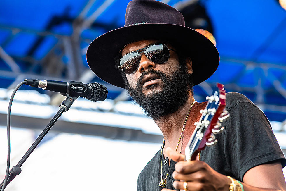 Gary Clark Jr. shares speech: “We got our hands up in the air and they shoot us dead”