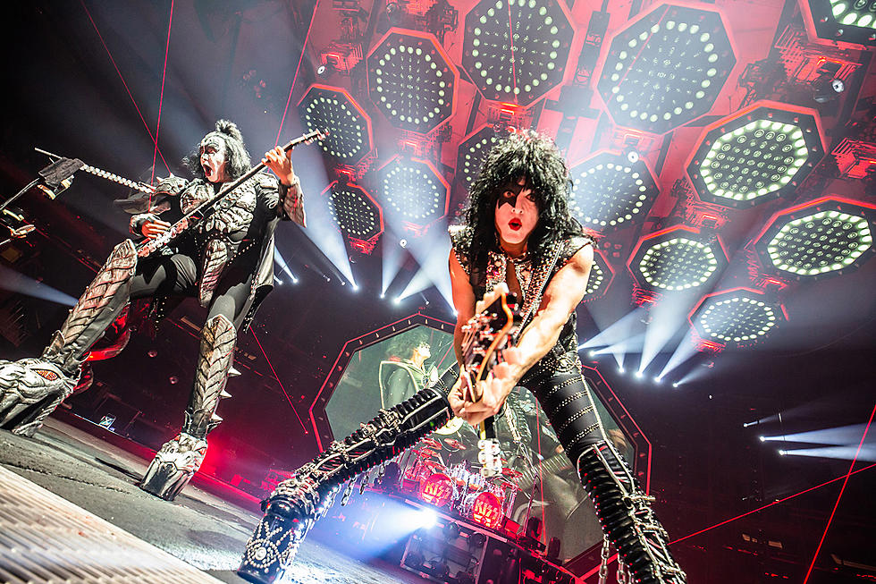 KISS brought their spectacular farewell tour to MSG (pics, videos, setlist)