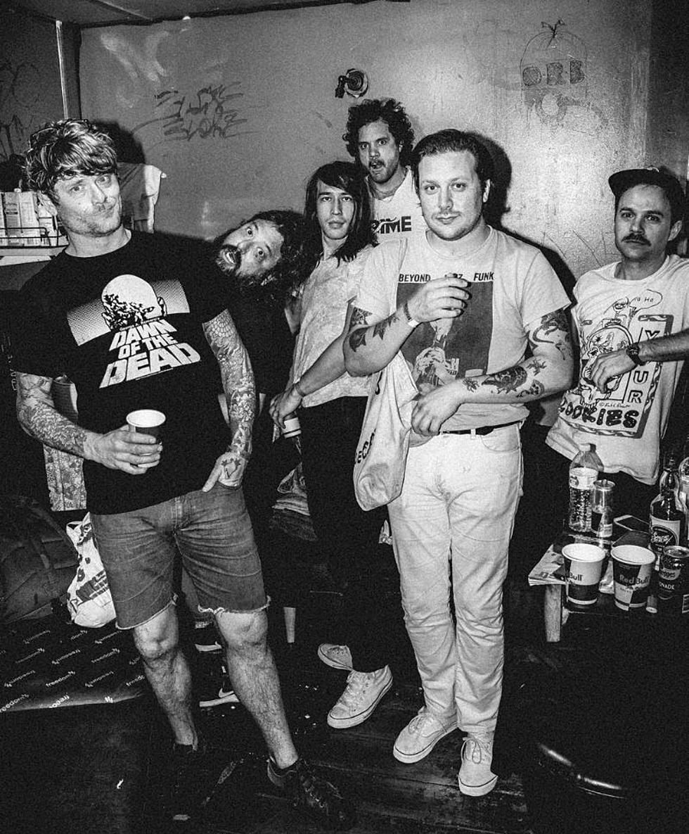 Oh Sees announce double LP &#8216;Face Stabber,&#8217; share 21-minute &#8220;Henchlock&#8221;