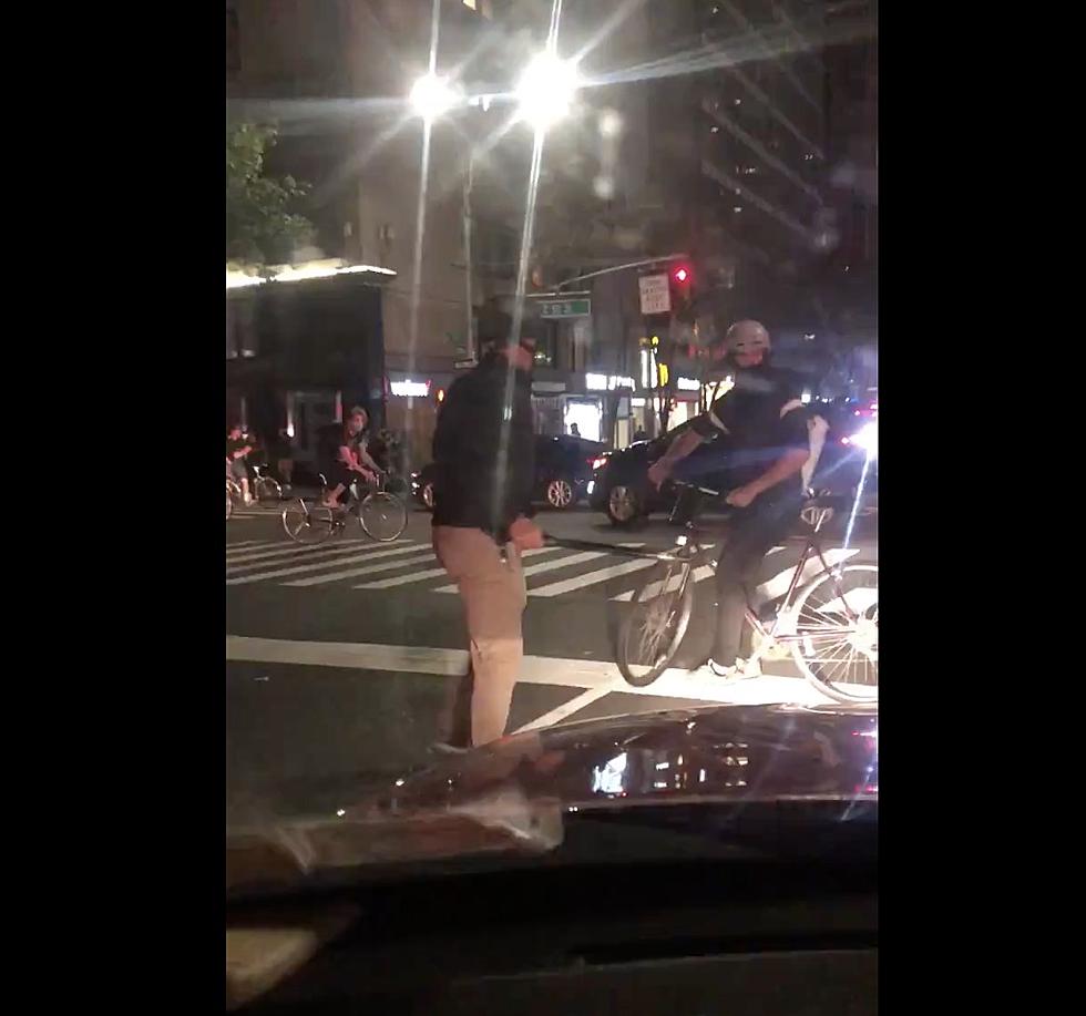 NYC police violence videos go viral, as Cuomo &#038; de Blasio defend NYPD
