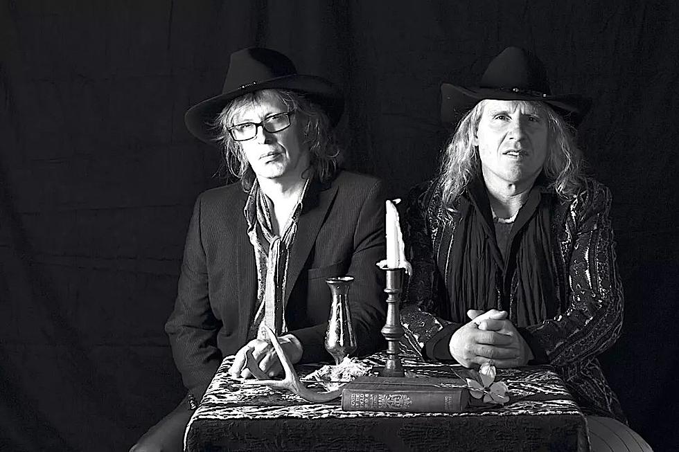 The Waterboys prep &#8216;All Souls Hill,&#8217; playing acoustic shows in May (2 NYC dates)